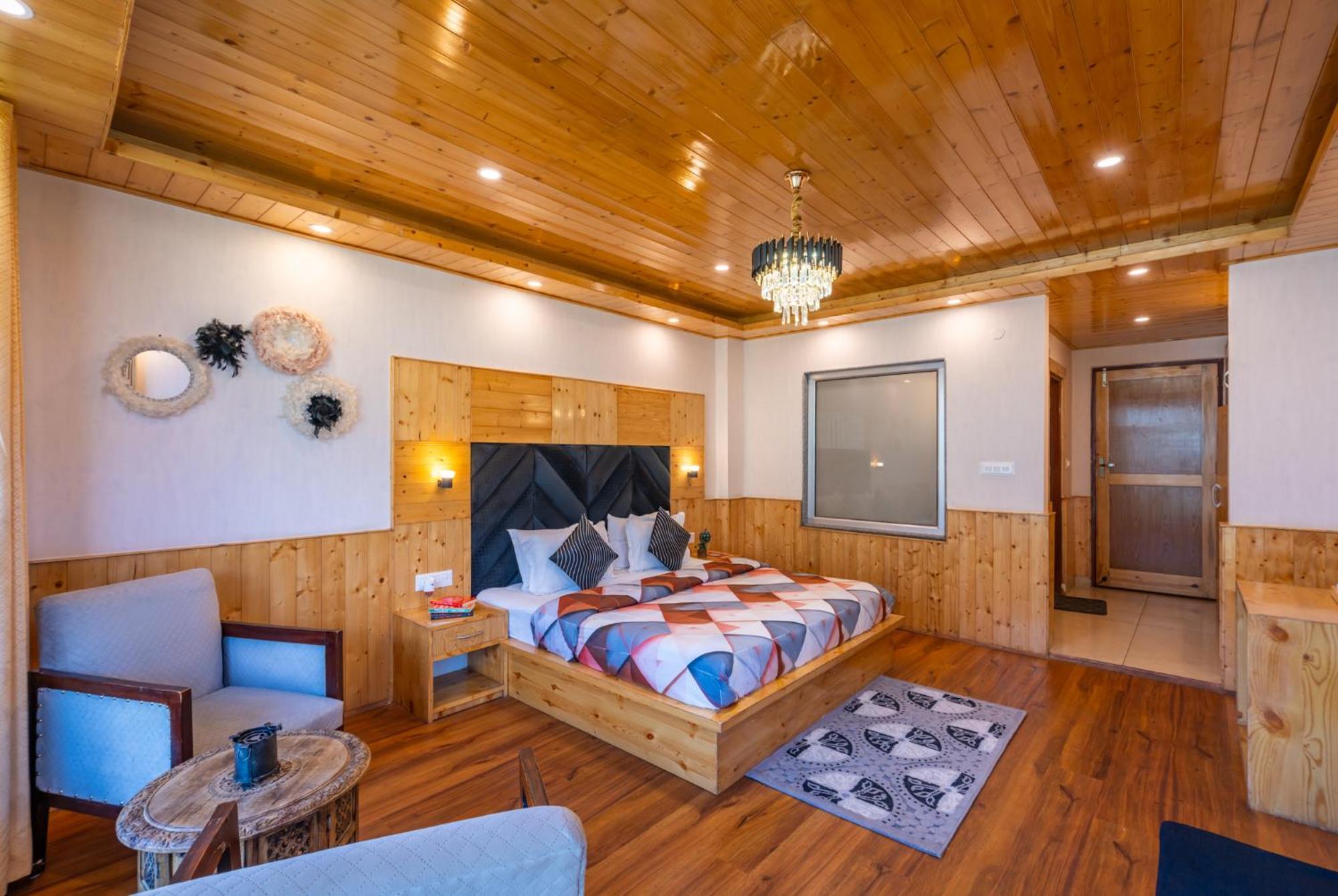 The 14 Gables, A Boutique Stay - Pet Friendly Hotel Маналі Екстер'єр фото