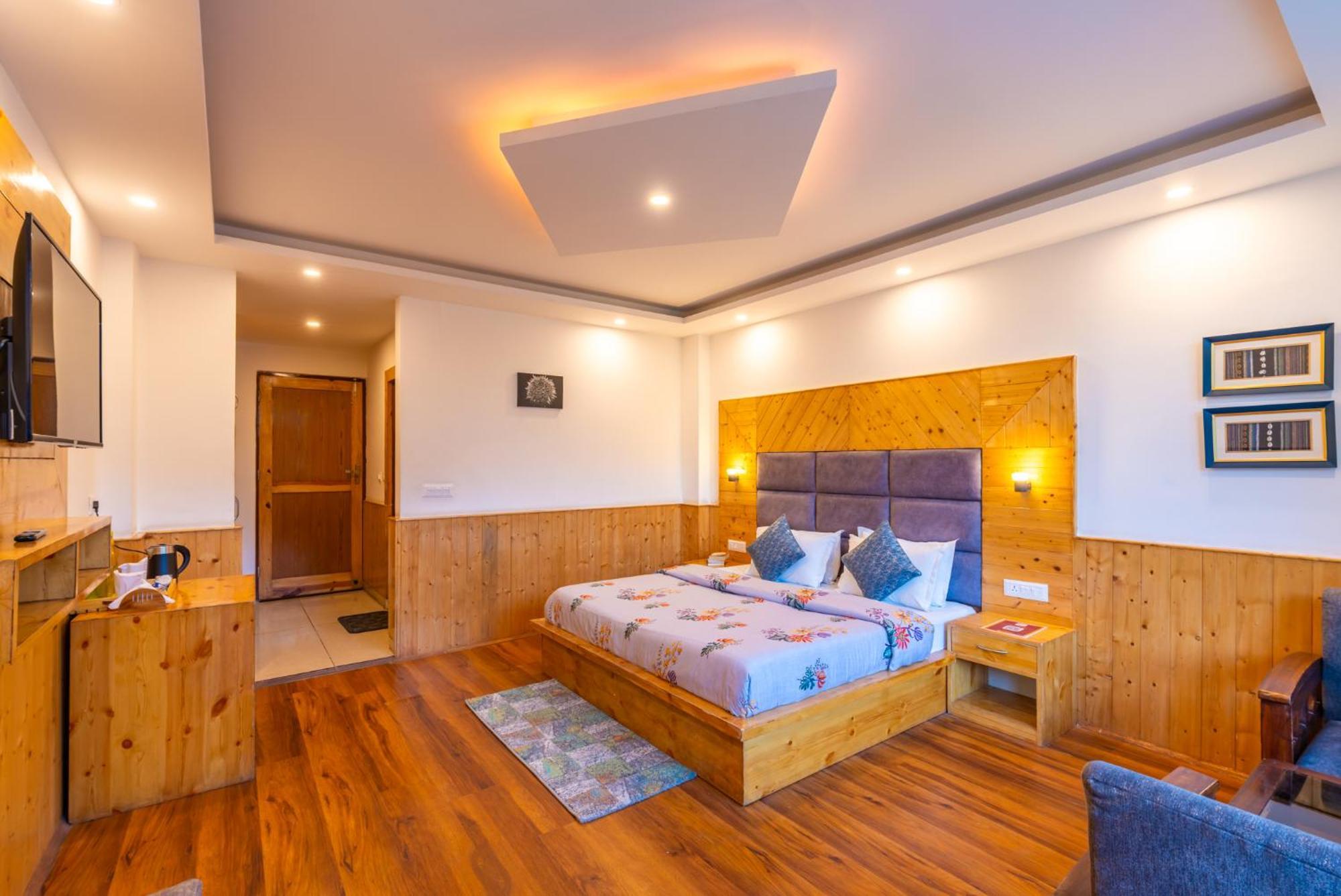 The 14 Gables, A Boutique Stay - Pet Friendly Hotel Маналі Екстер'єр фото